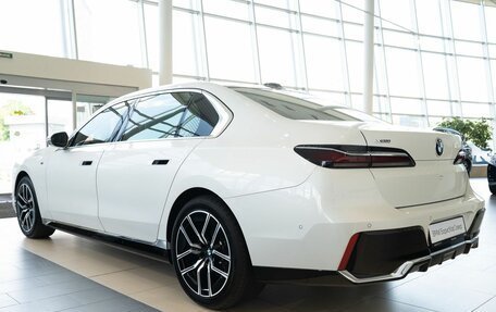BMW 7 серия, 2024 год, 17 950 000 рублей, 7 фотография