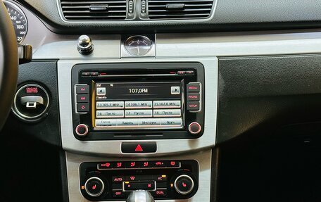Volkswagen Passat B7, 2011 год, 950 000 рублей, 17 фотография