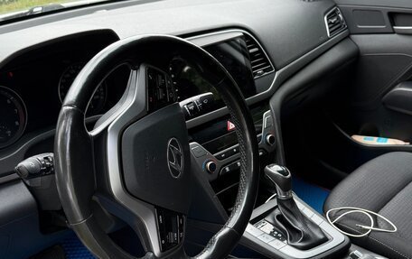 Hyundai Elantra VI рестайлинг, 2018 год, 1 600 000 рублей, 6 фотография