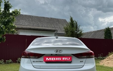 Hyundai Elantra VI рестайлинг, 2018 год, 1 600 000 рублей, 3 фотография
