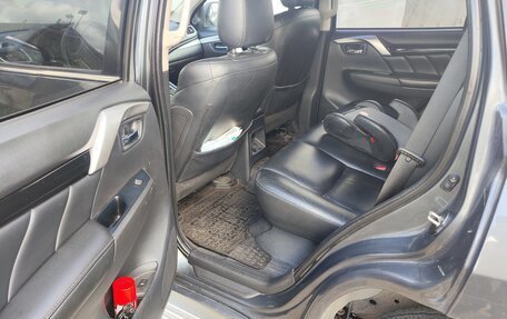 Mitsubishi Pajero Sport III рестайлинг, 2019 год, 2 350 000 рублей, 11 фотография
