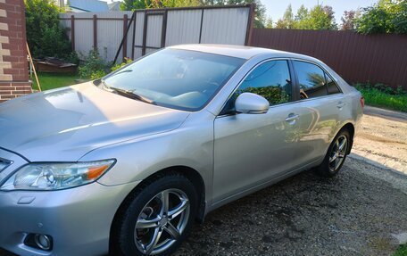 Toyota Camry, 2011 год, 1 130 000 рублей, 7 фотография