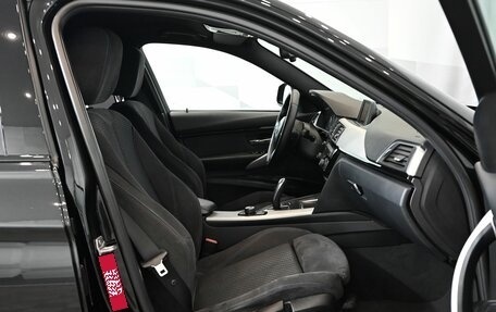 BMW 3 серия, 2017 год, 2 450 000 рублей, 9 фотография