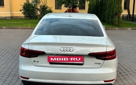 Audi A4, 2017 год, 2 600 000 рублей, 5 фотография