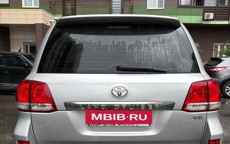 Toyota Land Cruiser 200, 2008 год, 2 650 000 рублей, 4 фотография