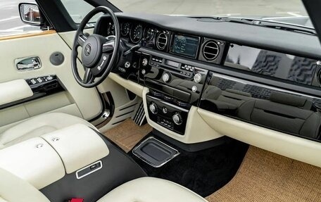 Rolls-Royce Phantom VII рестайлинг, 2007 год, 44 990 000 рублей, 24 фотография