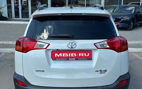 Toyota RAV4, 2014 год, 1 780 000 рублей, 5 фотография
