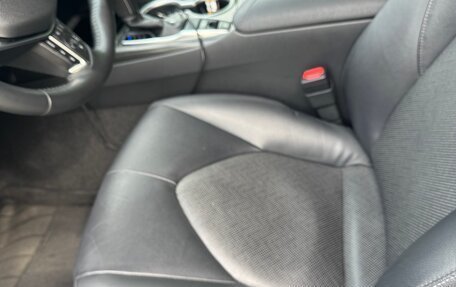 Toyota Camry, 2022 год, 3 500 000 рублей, 6 фотография