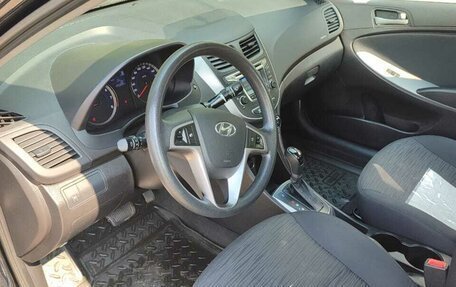 Hyundai Solaris II рестайлинг, 2016 год, 1 000 000 рублей, 1 фотография