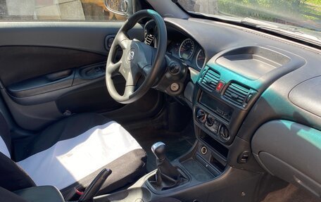 Nissan Almera, 2005 год, 370 000 рублей, 4 фотография