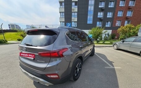 Hyundai Santa Fe IV, 2019 год, 2 730 000 рублей, 8 фотография