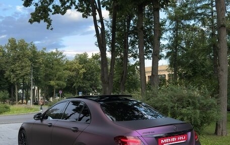 Mercedes-Benz E-Класс AMG, 2018 год, 4 450 000 рублей, 5 фотография