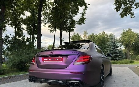 Mercedes-Benz E-Класс AMG, 2018 год, 4 450 000 рублей, 10 фотография