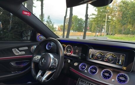 Mercedes-Benz E-Класс AMG, 2018 год, 4 450 000 рублей, 12 фотография