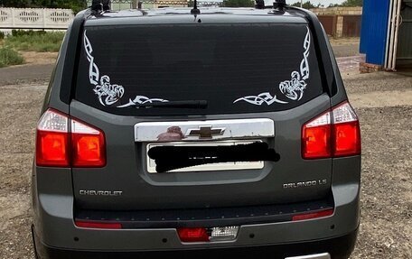 Chevrolet Orlando I, 2012 год, 880 000 рублей, 2 фотография