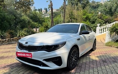 KIA Optima IV, 2019 год, 2 300 000 рублей, 2 фотография
