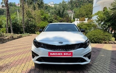 KIA Optima IV, 2019 год, 2 300 000 рублей, 3 фотография