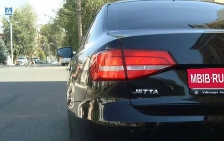 Volkswagen Jetta VI, 2015 год, 1 065 000 рублей, 4 фотография
