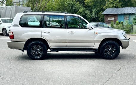 Toyota Land Cruiser 100 рестайлинг 2, 2004 год, 1 630 000 рублей, 9 фотография