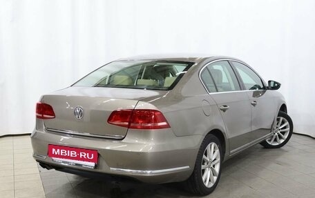 Volkswagen Passat B7, 2011 год, 1 029 000 рублей, 4 фотография