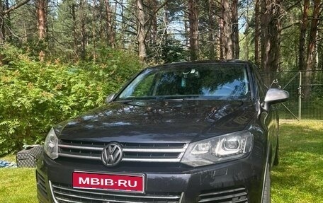 Volkswagen Touareg III, 2010 год, 1 600 000 рублей, 1 фотография