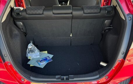 Honda Fit III, 2013 год, 1 300 000 рублей, 10 фотография