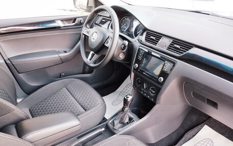 Skoda Rapid I, 2018 год, 1 050 000 рублей, 9 фотография