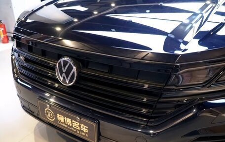 Volkswagen Touareg III, 2022 год, 5 412 000 рублей, 9 фотография