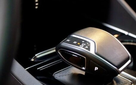 Volkswagen Touareg III, 2022 год, 5 412 000 рублей, 16 фотография