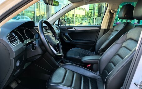 Volkswagen Tiguan II, 2021 год, 2 500 000 рублей, 6 фотография