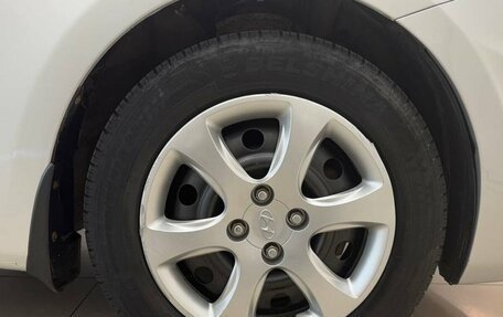 Hyundai Solaris II рестайлинг, 2011 год, 725 000 рублей, 20 фотография
