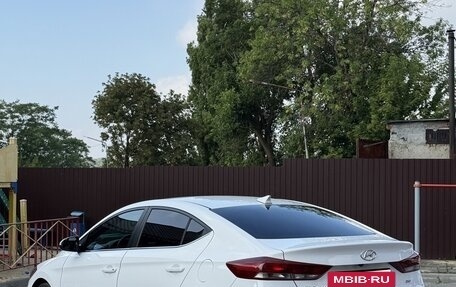Hyundai Elantra VI рестайлинг, 2017 год, 1 520 000 рублей, 4 фотография