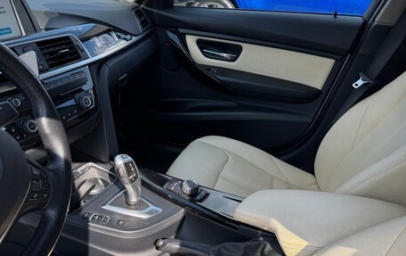 BMW 3 серия, 2018 год, 2 350 000 рублей, 17 фотография