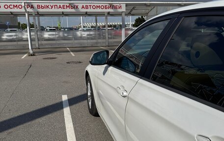 BMW 3 серия, 2018 год, 2 350 000 рублей, 11 фотография