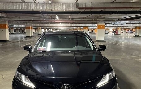 Toyota Camry, 2021 год, 2 999 999 рублей, 1 фотография