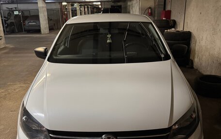 Volkswagen Polo VI (EU Market), 2019 год, 1 300 000 рублей, 1 фотография