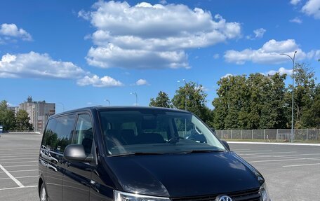 Volkswagen Multivan T6 рестайлинг, 2019 год, 3 990 000 рублей, 1 фотография