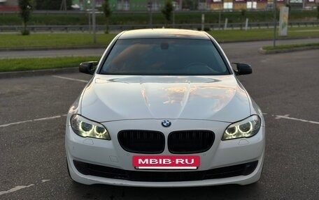 BMW 5 серия, 2010 год, 1 400 000 рублей, 2 фотография