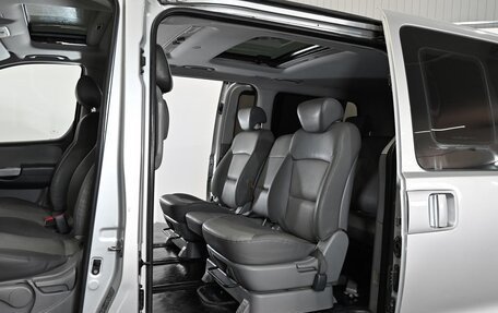 Hyundai Grand Starex Grand Starex I рестайлинг 2, 2008 год, 949 000 рублей, 8 фотография