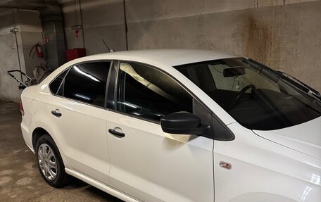 Volkswagen Polo VI (EU Market), 2019 год, 1 300 000 рублей, 2 фотография
