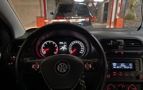 Volkswagen Polo VI (EU Market), 2019 год, 1 300 000 рублей, 5 фотография