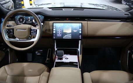 Land Rover Range Rover IV рестайлинг, 2025 год, 21 990 000 рублей, 16 фотография