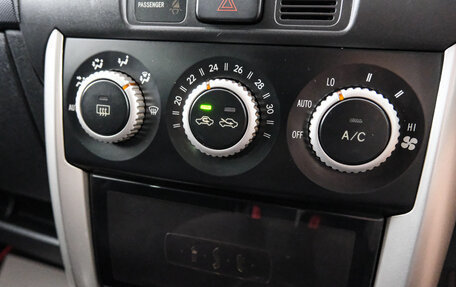 Toyota Ist II, 2003 год, 579 000 рублей, 18 фотография