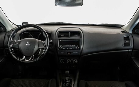 Mitsubishi ASX I рестайлинг, 2017 год, 1 839 000 рублей, 10 фотография
