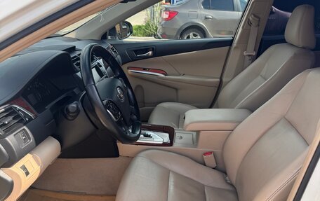 Toyota Camry, 2012 год, 1 750 000 рублей, 9 фотография