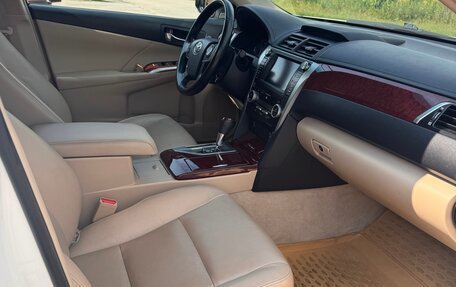 Toyota Camry, 2012 год, 1 750 000 рублей, 14 фотография