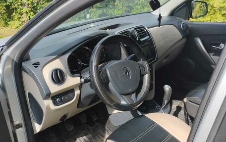 Renault Logan II, 2014 год, 900 000 рублей, 7 фотография