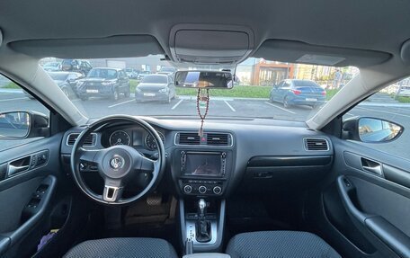 Volkswagen Jetta VI, 2012 год, 1 285 000 рублей, 6 фотография