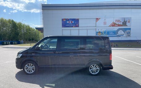 Volkswagen Multivan T6 рестайлинг, 2019 год, 3 990 000 рублей, 4 фотография