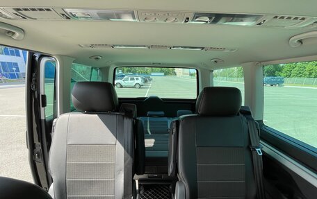 Volkswagen Multivan T6 рестайлинг, 2019 год, 3 990 000 рублей, 22 фотография